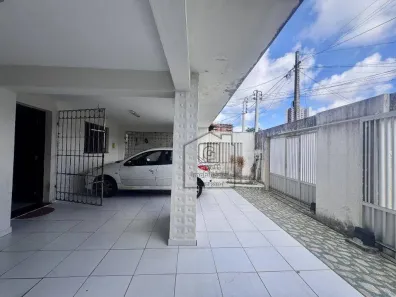 Casa com 4 Quartos à venda, 250m² no Barro Vermelho, Natal