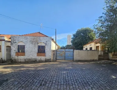 Casa com 2 Quartos à venda, 138m² no Centro, Araraquara