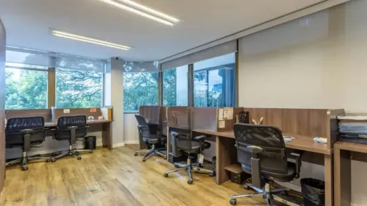 Galpão/Depósito/Armazém com 10 Quartos à venda, 240m² no Santana, Porto Alegre