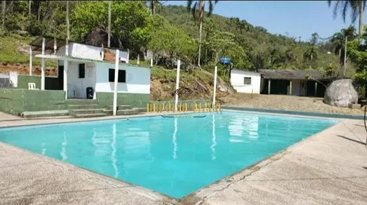 Fazenda/Sítio com 10 Quartos à venda, 300m² no Chácara Sete Cruzes, Suzano