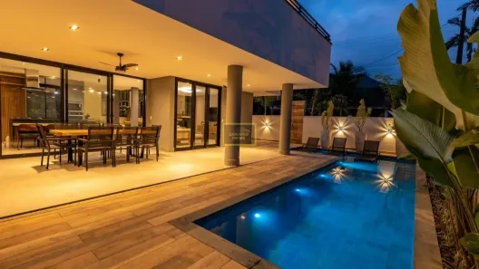 Casa com 5 Quartos à venda, 330m² no Tabatinga, Ubatuba
