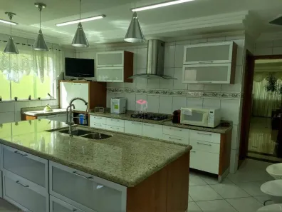 Sobrado com 4 Quartos à venda, 220m² no Cerâmica, São Caetano do Sul