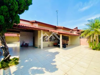 Casa com 3 Quartos à venda, 160m² no Balneário Josedy, Peruíbe