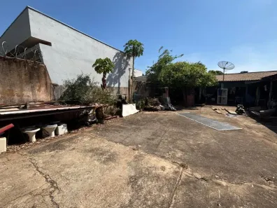 Casa com 2 Quartos à venda, 455m² no Setor Leste Vila Nova, Goiânia