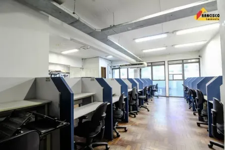 Sala Comercial para alugar, 318m² no Centro, Divinópolis