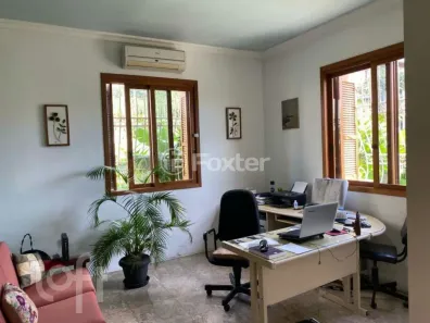 Casa com 2 Quartos à venda, 246m² no Glória, Porto Alegre
