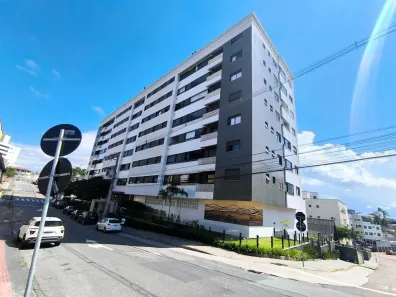 Apartamento com 2 Quartos à venda, 74m² no Capoeiras, Florianópolis