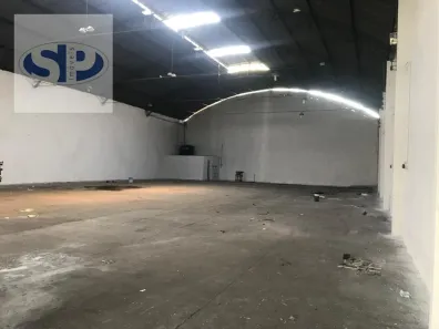 Galpão/Depósito/Armazém para alugar, 950m² no Jardim Vila Galvão, Guarulhos