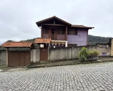 Casa com 3 Quartos à venda, 350m² no Vale do Paraíso, Teresópolis