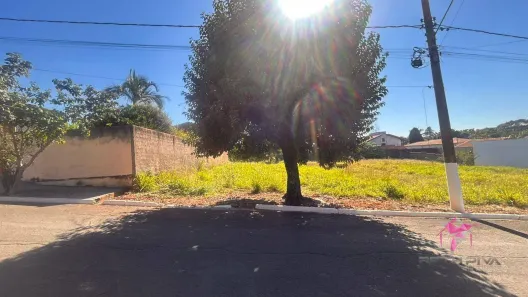 Lote/Terreno à venda, 400m² no Centro, Santa Cruz da Conceição
