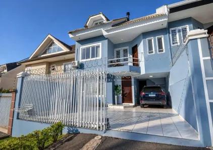 Casa com 4 Quartos à venda, 166m² no Boqueirão, Curitiba