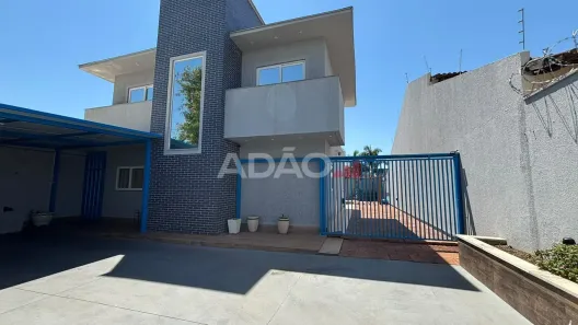 Sobrado com 3 Quartos à venda, 180m² no Jardim Atlântico, Goiânia