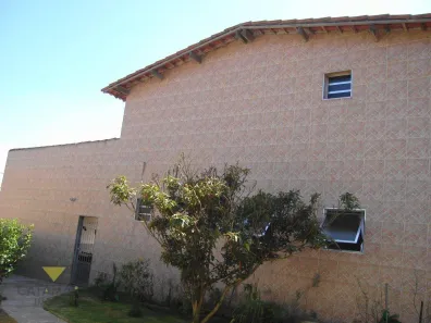 Fazenda/Sítio com 3 Quartos à venda, 1200m² no Parque Alvorada, Suzano