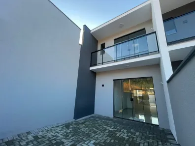 Sobrado com 2 Quartos à venda, 82m² no Bananal do Sul, Guaramirim