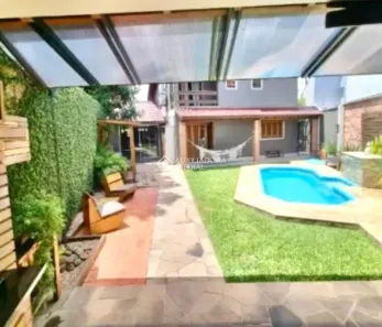 Casa com 3 Quartos à venda, 250m² no Niterói, Canoas