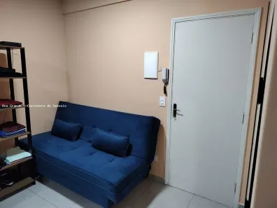 Kitnet à venda, 29m² no Gonzaga, Santos