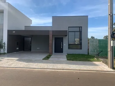 Casa com 3 Quartos à venda, 134m² no Cará-cará, Ponta Grossa