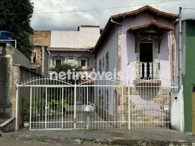 Casa com 3 Quartos à venda, 170m² no Conjunto Água Branca, Contagem