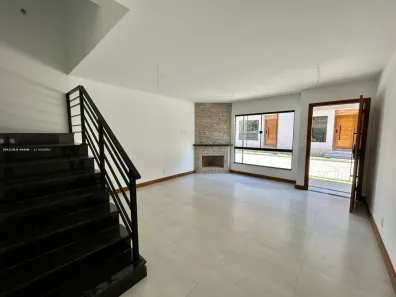 Casa de Condomínio com 3 Quartos à venda, 120m² no Alto, Teresópolis