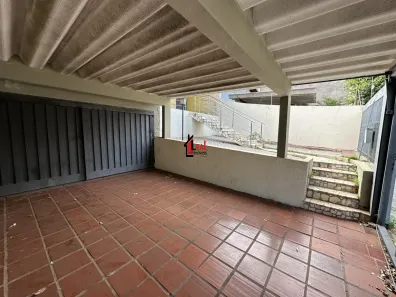 Casa com 3 Quartos à venda, 204m² no Jardim Bongiovani, Presidente Prudente