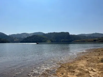 Lote/Terreno à venda, 1200m² no Centro, Guararema