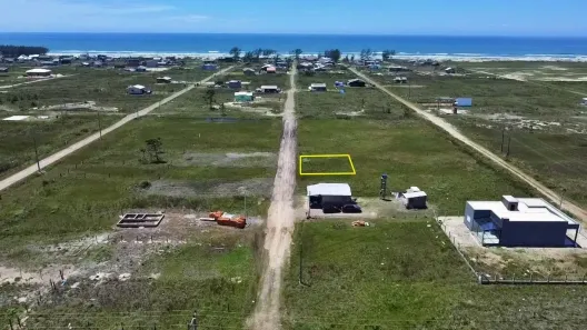 Lote/Terreno à venda, 300m² no Sumaré, Balneário Gaivota