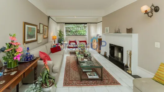 Apartamento com 3 Quartos à venda, 147m² no Petrópolis, Porto Alegre