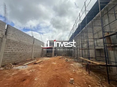 Galpão/Depósito/Armazém à venda, 200m² no Loteamento Antônio Caiado, Uberaba