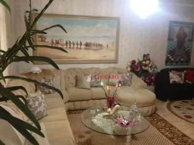 Casa com 3 Quartos à venda, 190m² no Jardim Santa Mena, Guarulhos