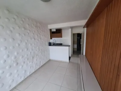 Apartamento com 2 Quartos para alugar, 50m² no Antares, Maceió