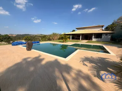 Fazenda/Sítio com 6 Quartos à venda, 2500m² no , Mairinque