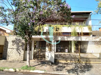 Casa com 3 Quartos à venda, 347m² no Vila José Bonifácio, Araraquara