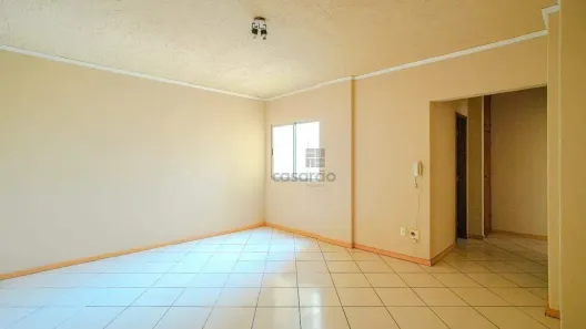 Apartamento com 3 Quartos para alugar, 55m² no Centro, Pelotas