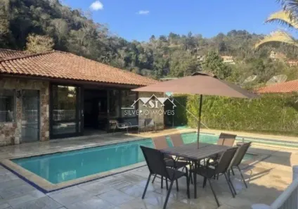 Casa com 5 Quartos à venda, 518m² no Itaipava, Petrópolis