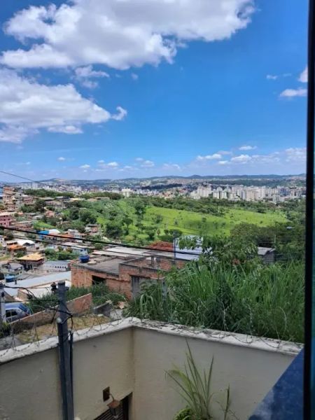 Casa com 2 quartos — Ouro Preto, Belo Horizonte