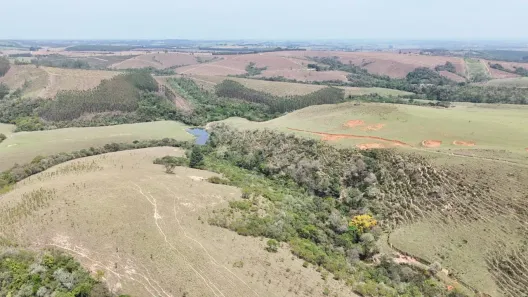 Fazenda/Sítio com 2 Quartos à venda, 90m² no , Salto de Pirapora