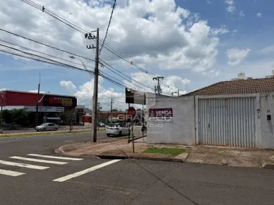 Lote/Terreno à venda, 326m² no Conjunto Habitacional Inocente Vila Nova Júnior, Maringá