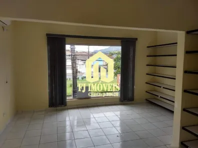 Casa com 3 Quartos à venda, 128m² no Itararé, São Vicente