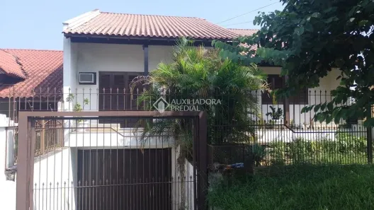 Casa com 4 Quartos à venda, 250m² no Vila Nova, Porto Alegre
