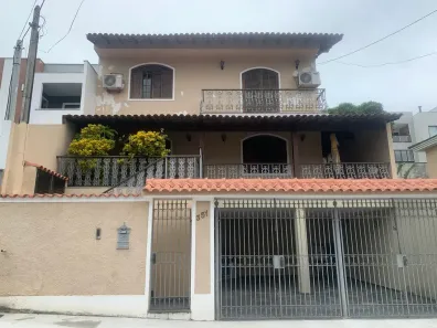 Casa de Condomínio com 4 Quartos à venda, 250m² no Taquara, Rio de Janeiro