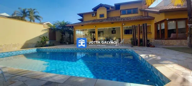 Casa de Condomínio com 3 Quartos à venda, 360m² no Vila Marieta, Campinas