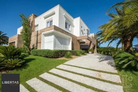 Casa de Condomínio com 4 Quartos à venda, 510m² no Chapéu do Sol, Porto Alegre