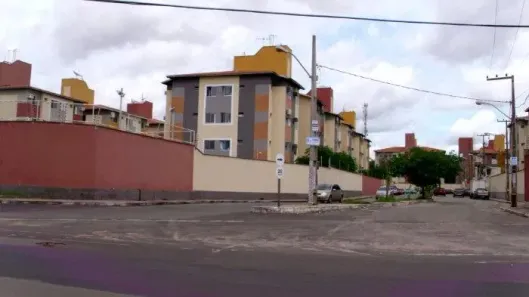 Apartamento com 2 Quartos para alugar, 56m² no Cohama, São Luís