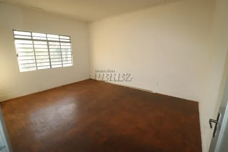 Casa com 3 Quartos para alugar, 202m² no Dom Pedro, Londrina