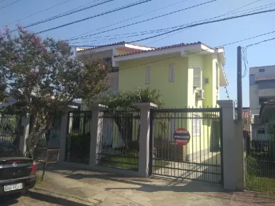 Casa com 3 Quartos à venda, 320m² no Jardim Sabará, Porto Alegre