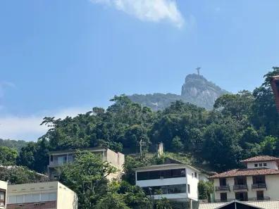 Apartamento com 5 Quartos para alugar, 233m² no Cosme Velho, Rio de Janeiro