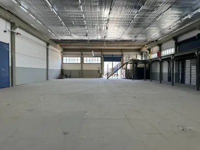Galpão/Depósito/Armazém para alugar, 2150m² no Lapa, São Paulo