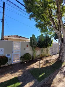 Casa com 4 Quartos para alugar, 380m² no Bairro das Palmeiras, Campinas
