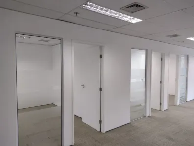 Sala Comercial para alugar, 140m² no Pinheiros, São Paulo