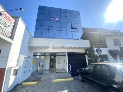Sala Comercial para alugar, 250m² no Garcia, Blumenau